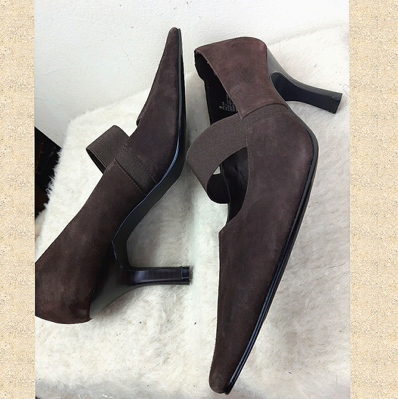 NWOT Nygard collections pointy toe elegant heels - Picture 1 of 11